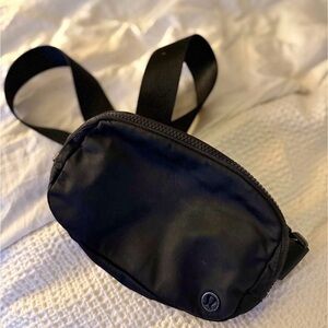 lululemon athletica Black Belt Bag